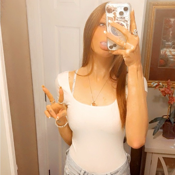 Meet your Posher, Skyler - Picture 1 of 4